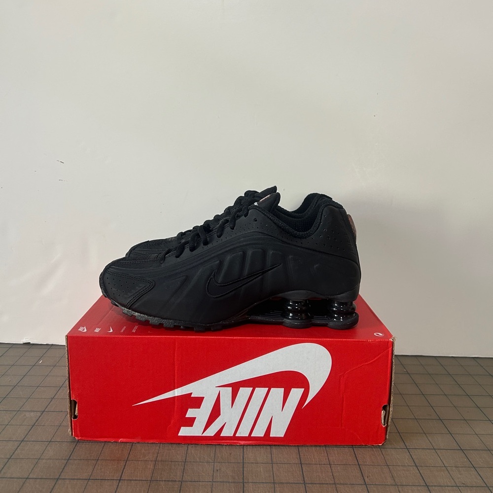 Nike Shox R4 ‘Black’ Womens